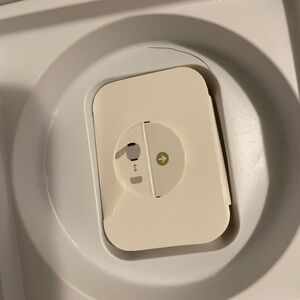 Apple AirPod pros 2 usbc charging - White